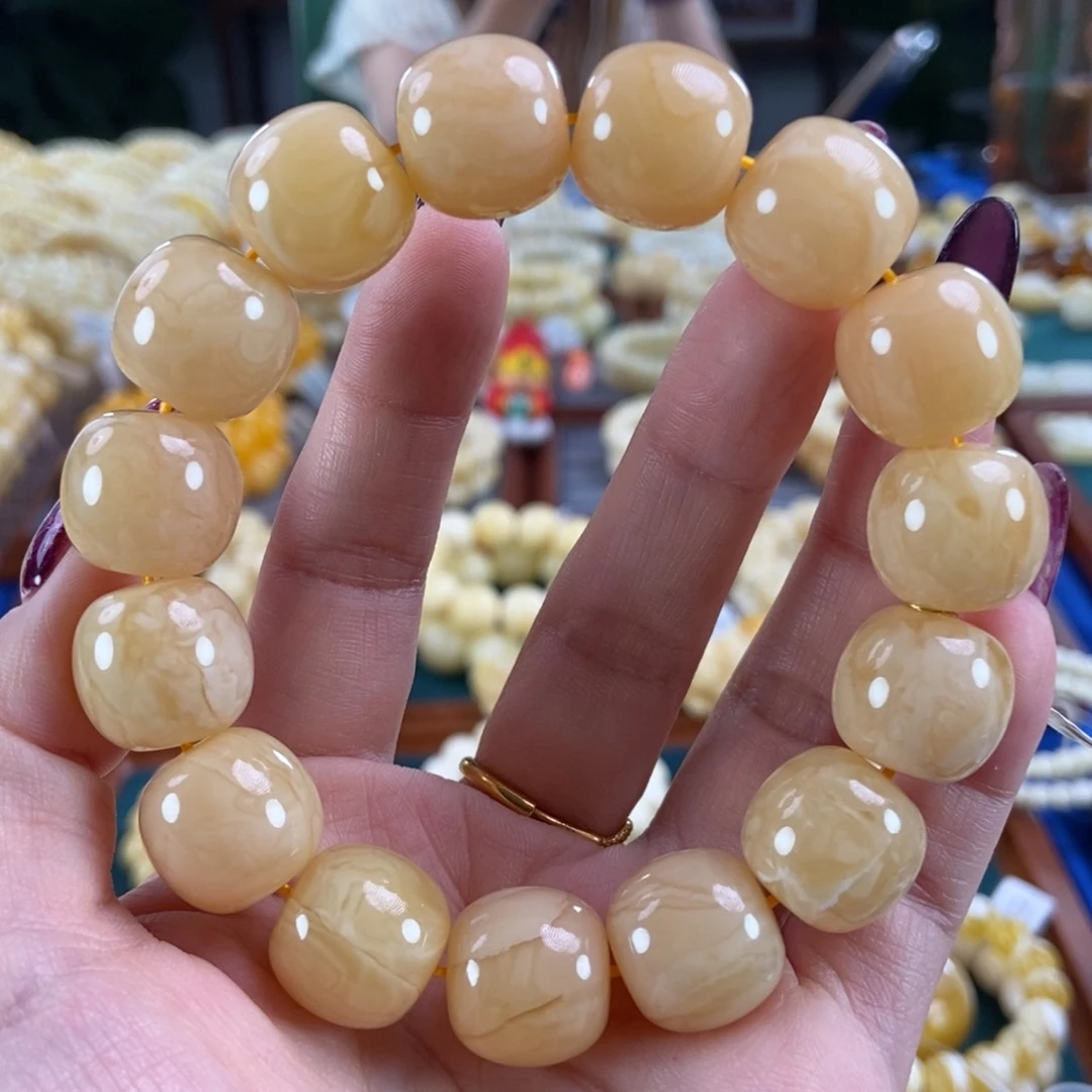 未镶嵌琥珀裸石16同料37.32