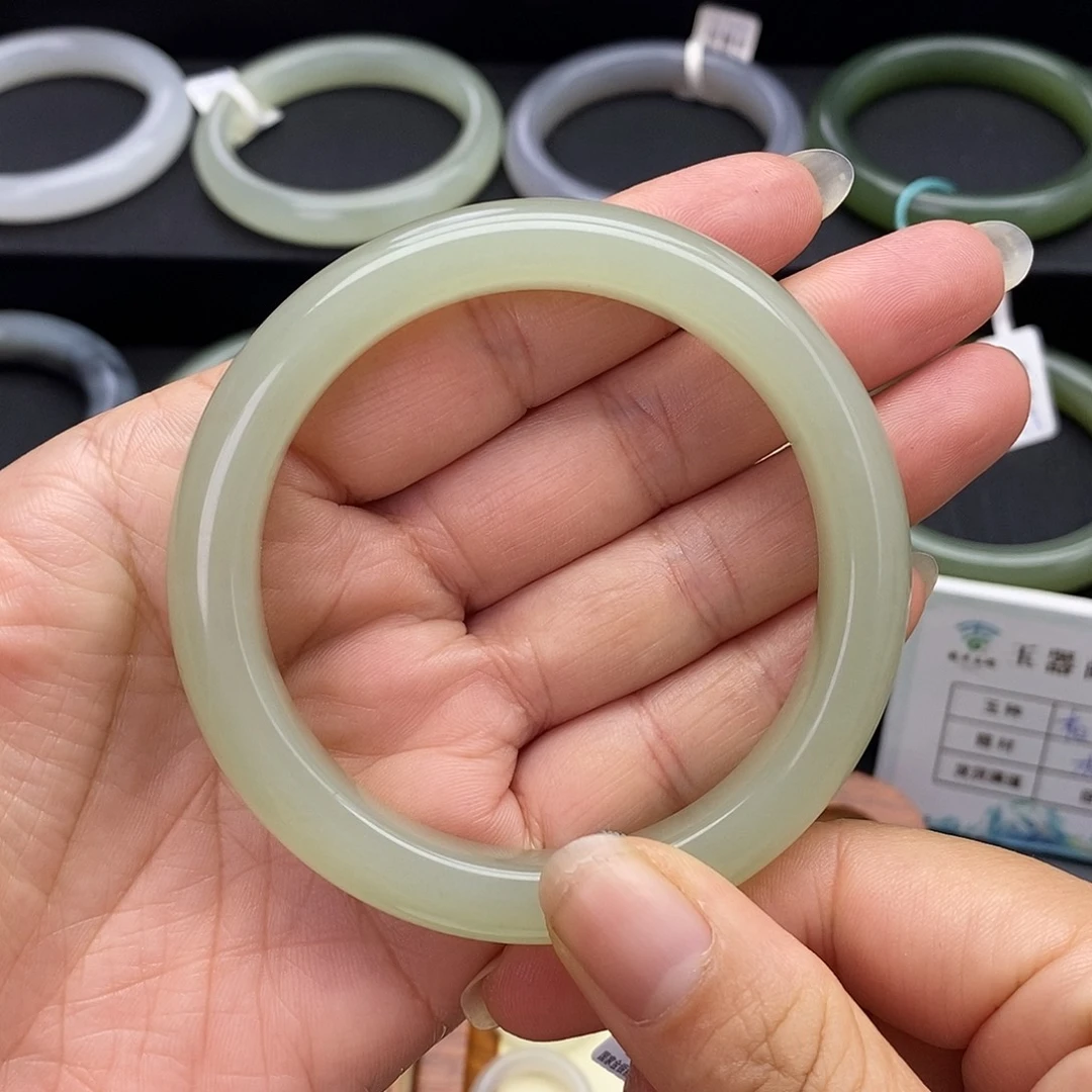 和田玉未镶嵌手镯59.60