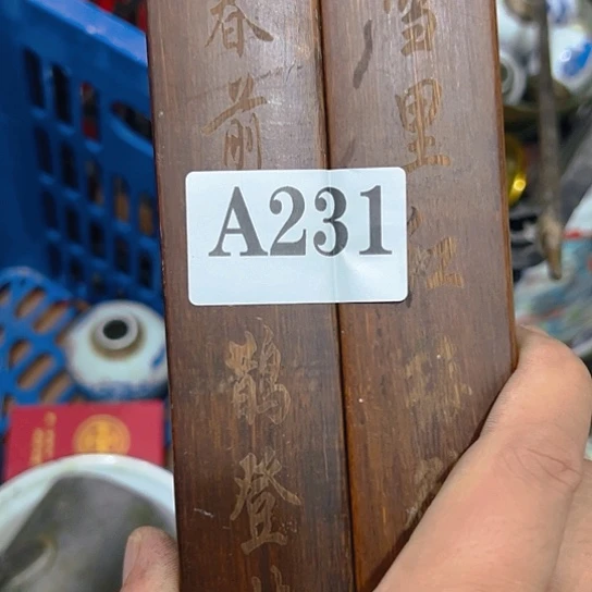 诚***诚我也不知道我为什么