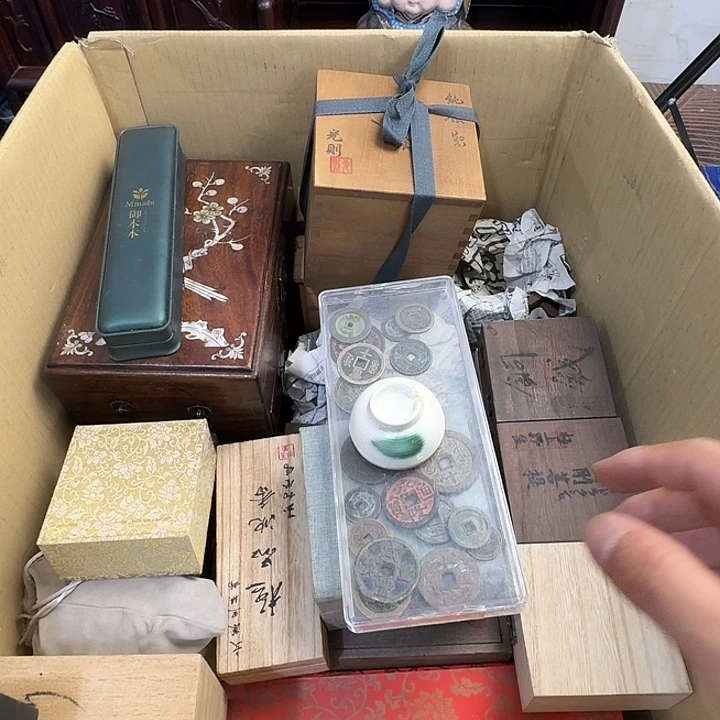 大***生陶瓷手串，多样发一