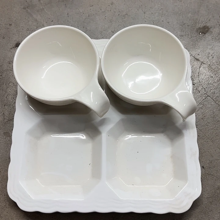 盘微瑕介意勿拍……2个盘4个杯