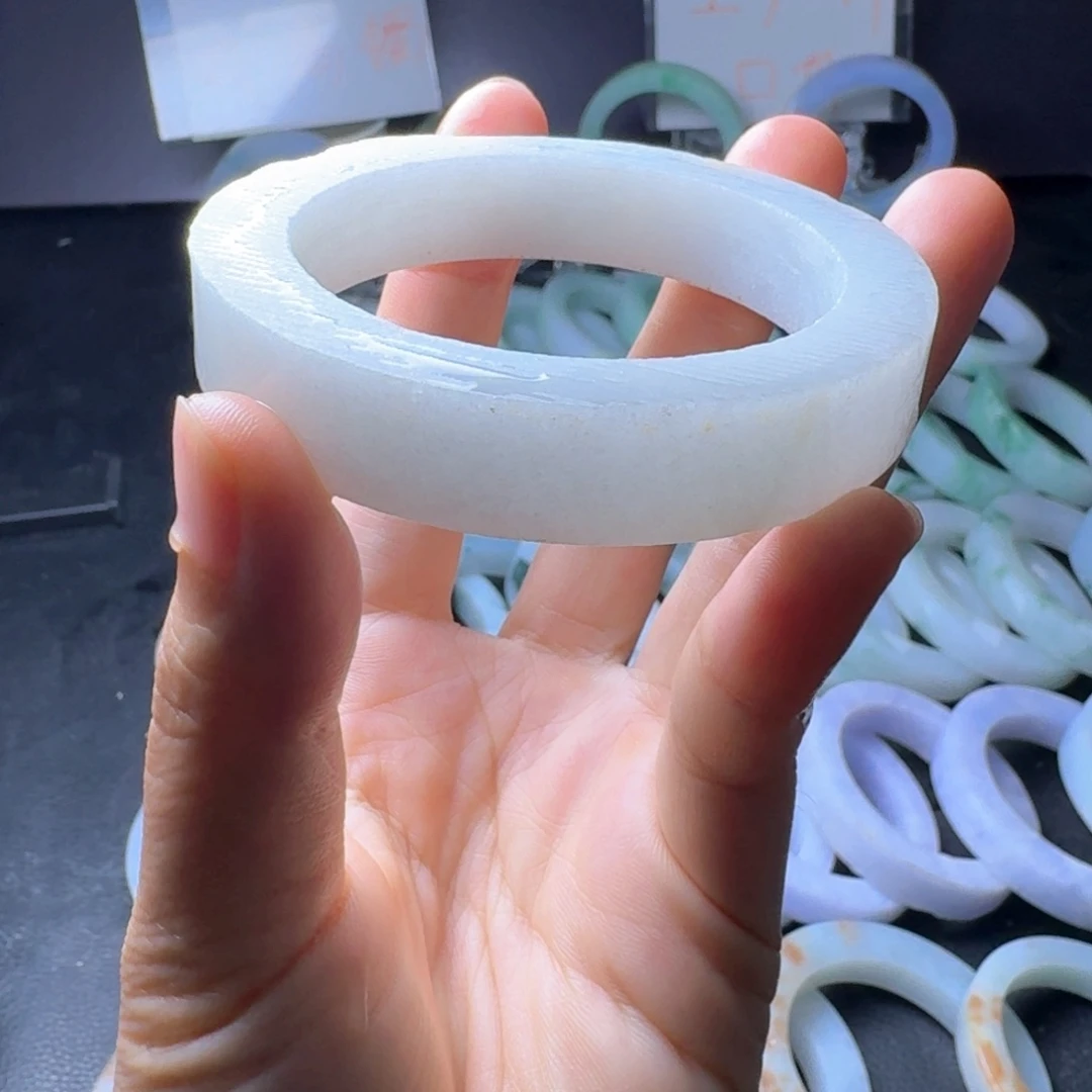 定制翡翠翡翠手镯未镶嵌