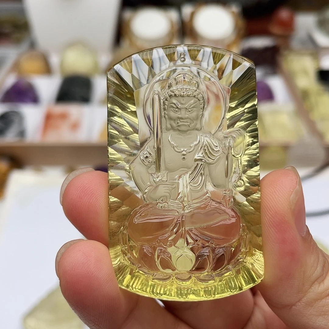 用***7未镶嵌吊坠(赠链)水晶定制