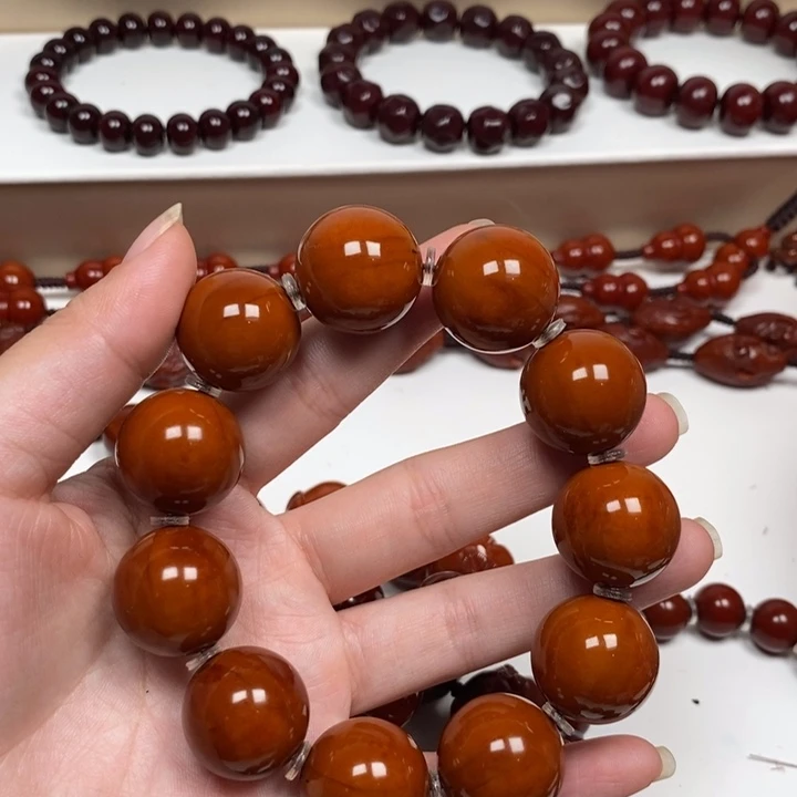 *****橄榄核雕刻工艺的发展