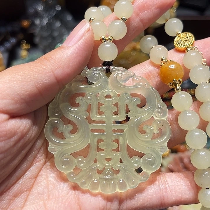 岫玉未镶嵌毛衣链