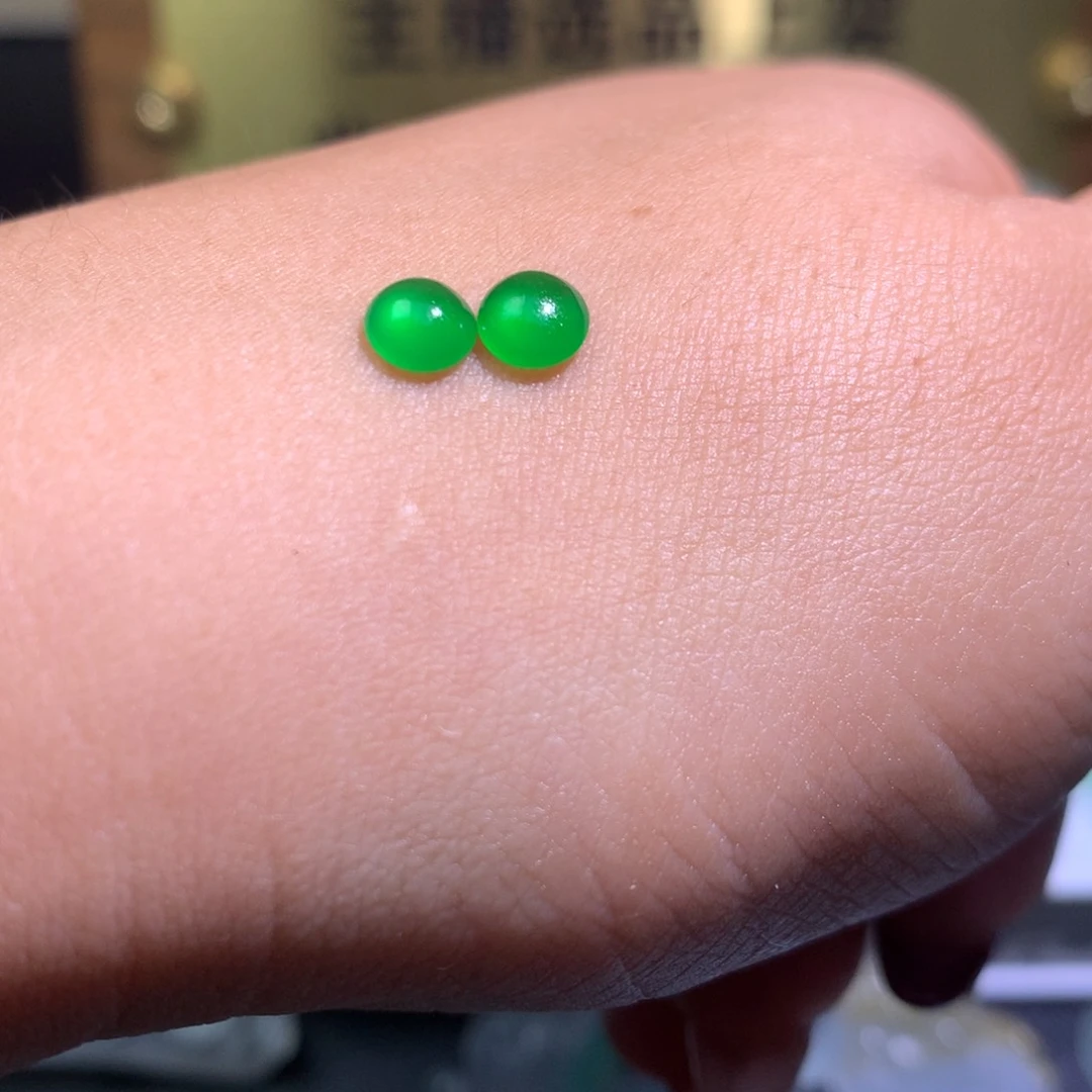 翡翠颈饰18K金镶嵌大****爱毛货