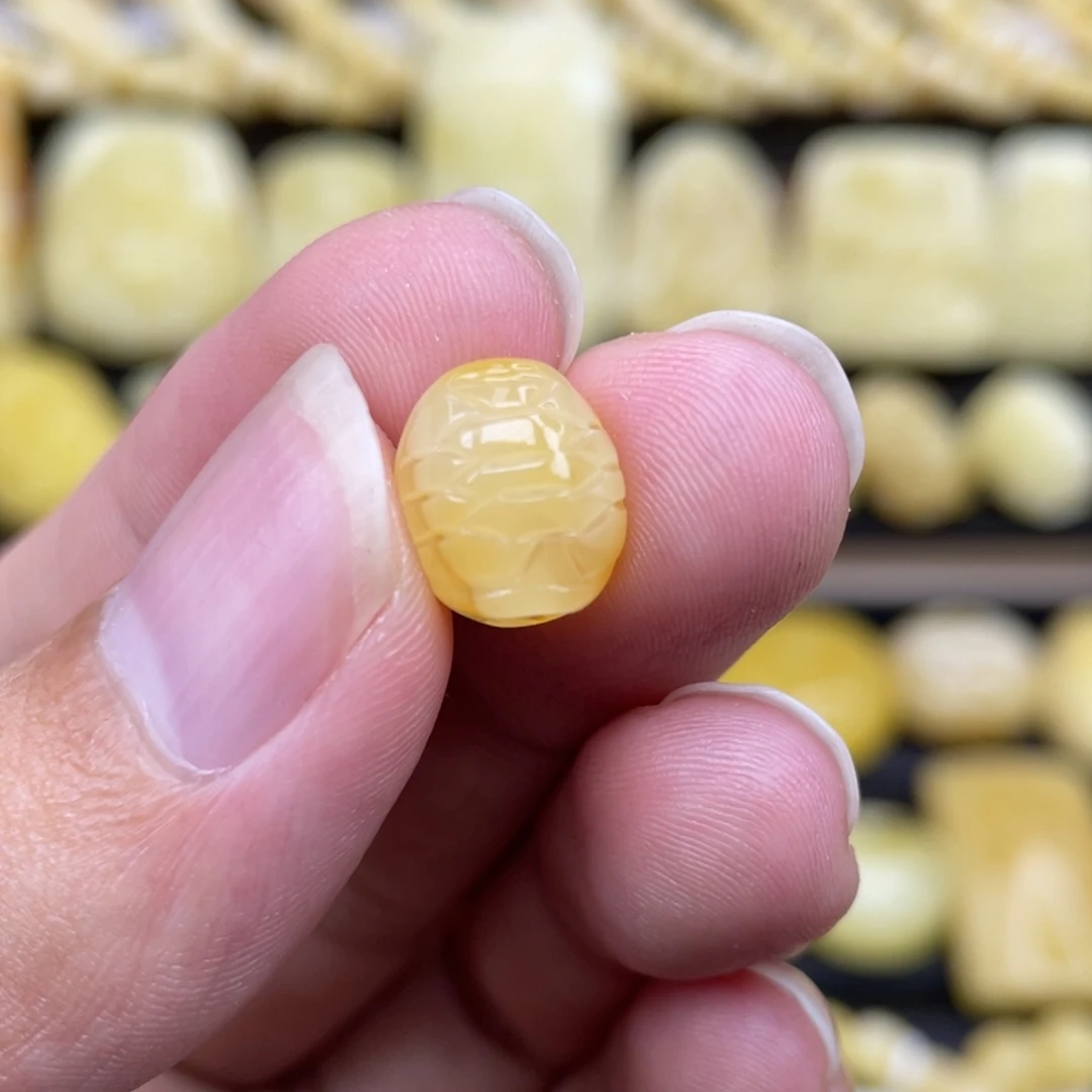 裸石琥珀未镶嵌琥珀蜜蜡