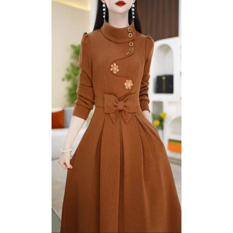 【连衣裙】冬季圆领显瘦气质时尚纯色长袖中长款连衣裙M-4XL