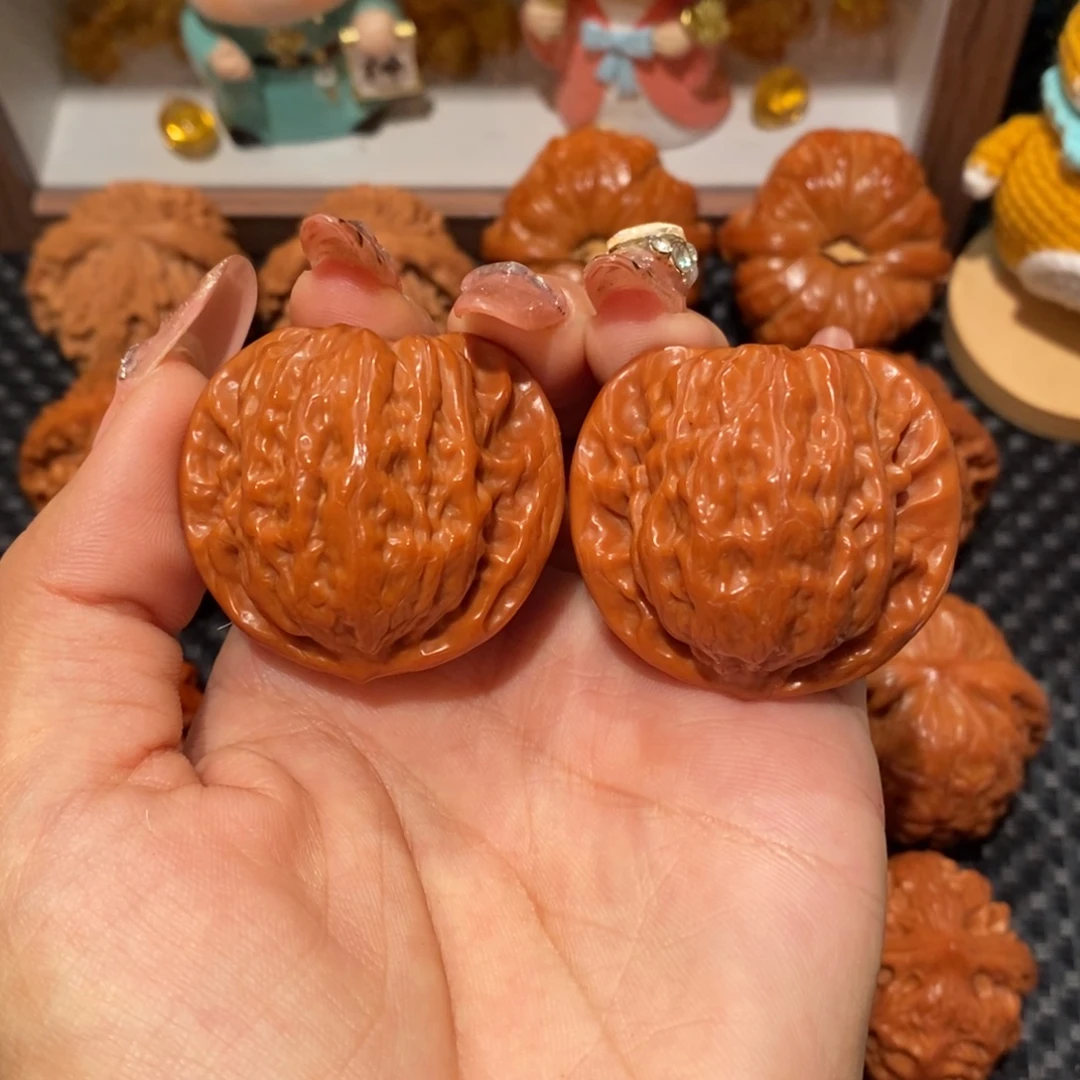 吊坠桃核38.5京公子，1073