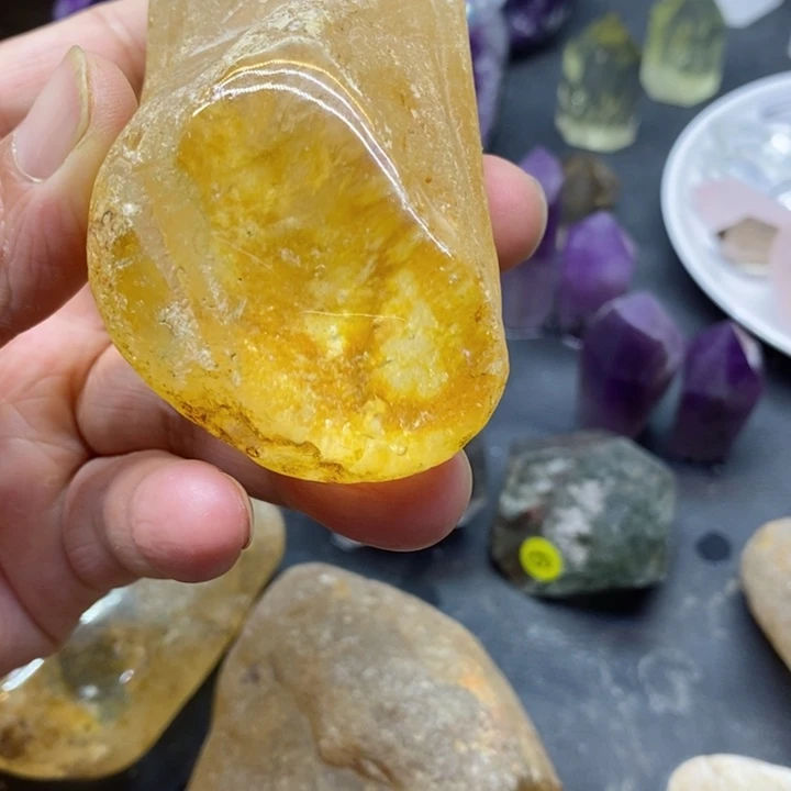 右***敌未镶嵌珠宝半成品紫晶