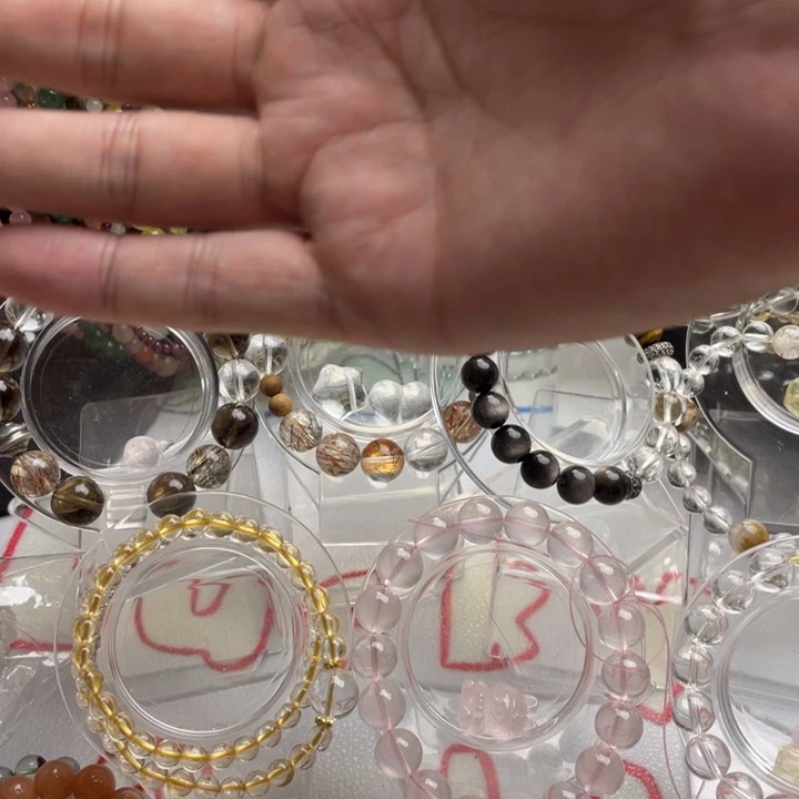 水晶手链未镶嵌哈哈哈嗝