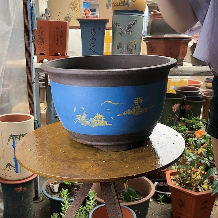 宜兴紫砂35蓝山水