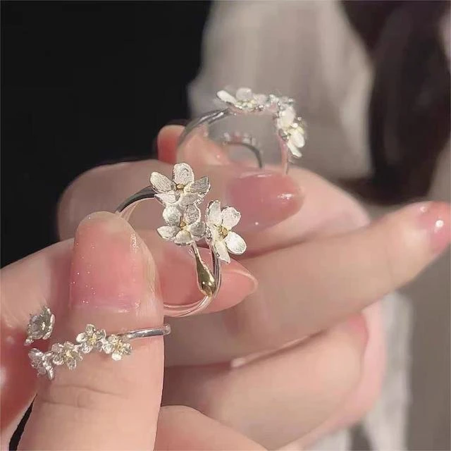 老凤祥足银925纯银戒指ins学生繁花似锦开口戒可调节简约立体花朵