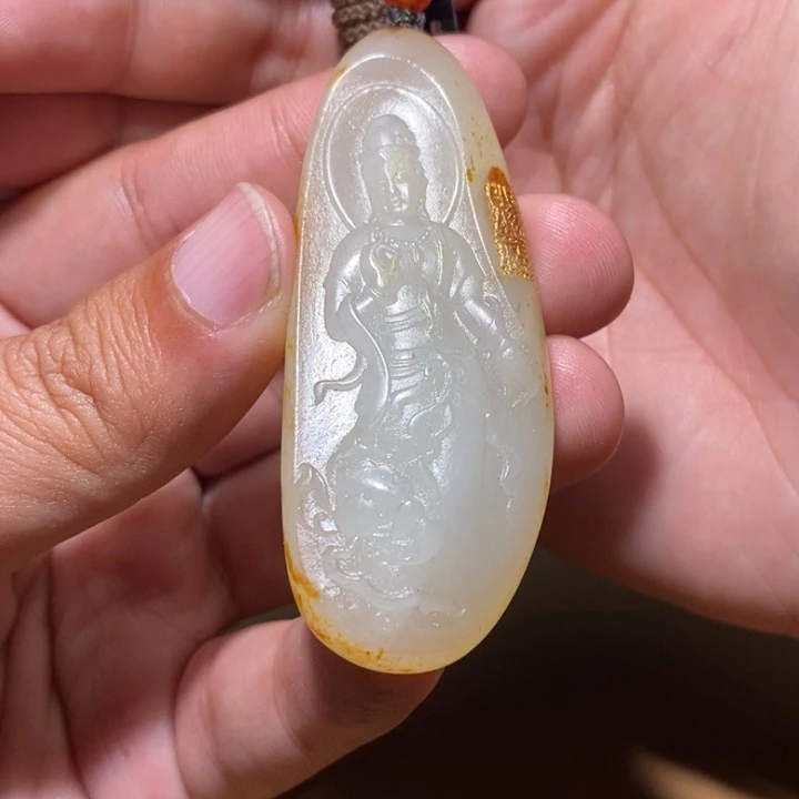 健***下和田玉未镶嵌颈饰