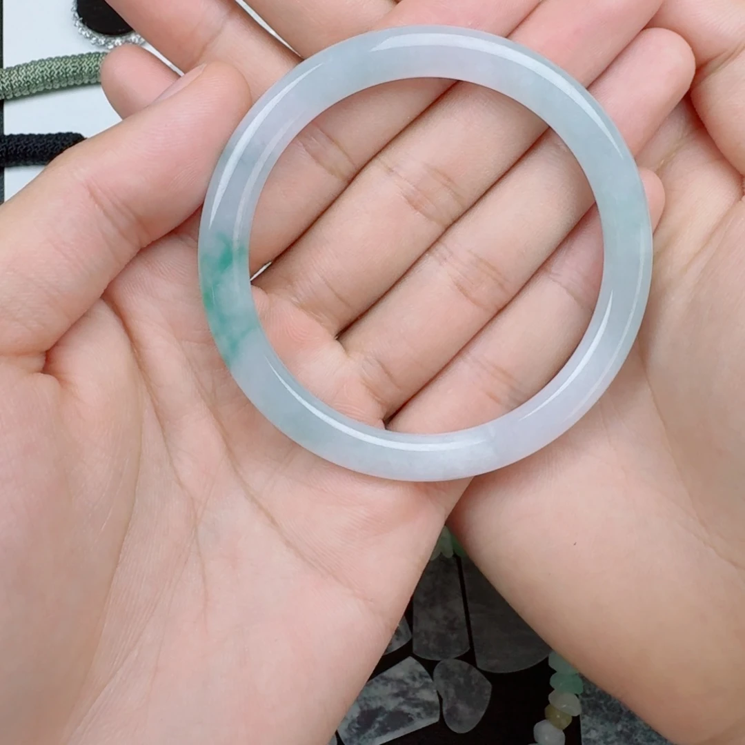 颈饰未镶嵌翡翠s****亮天然缅甸A货翡翠手镯