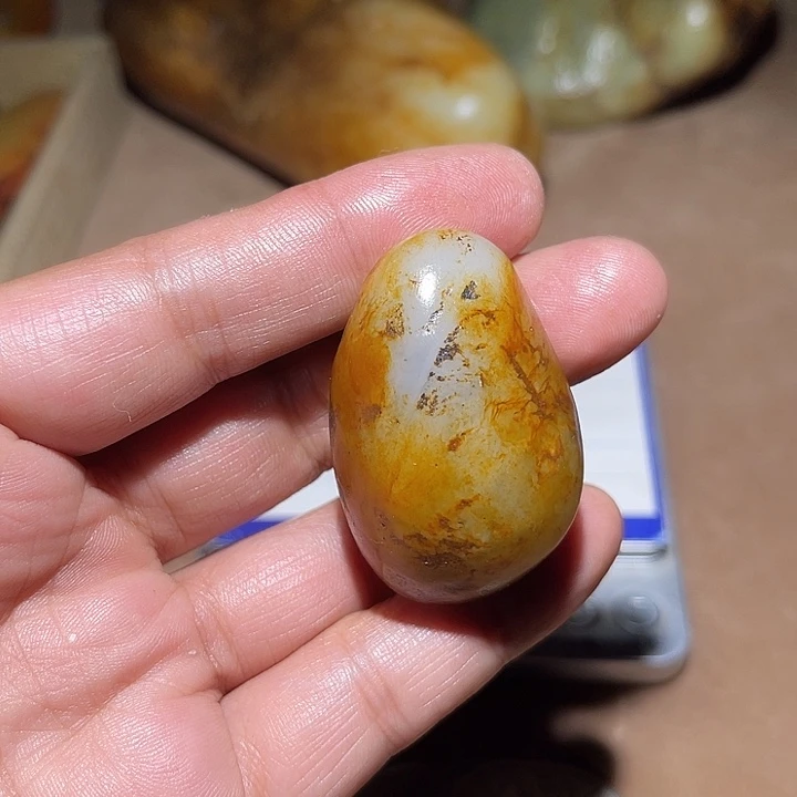 和田原石挂件手把件