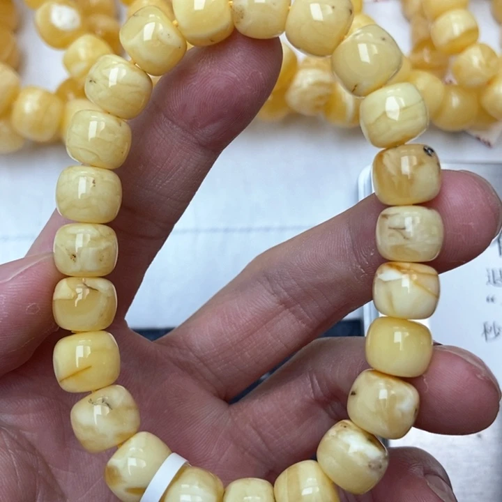 琥珀未镶嵌珠宝奇石34