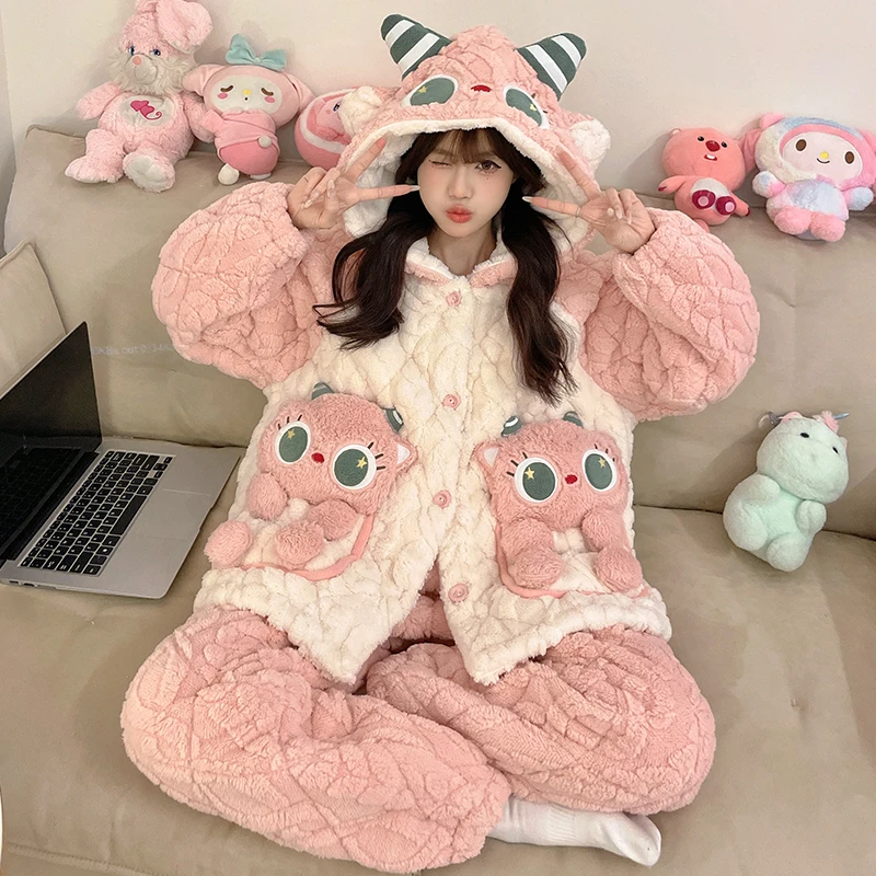 珊瑚绒睡衣女秋冬季加绒加厚2024新款三层夹棉长龙可外穿家居服