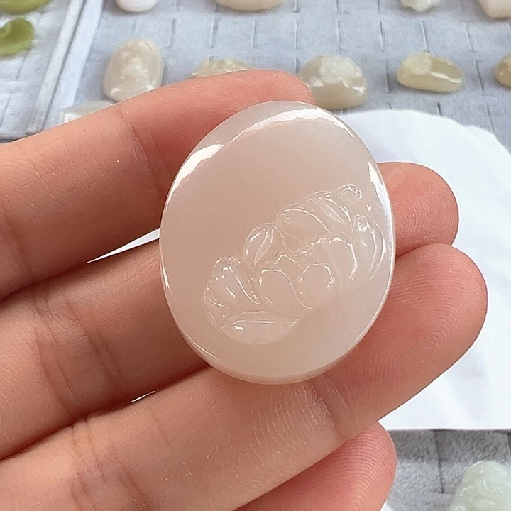 ****•和田玉未镶嵌颈饰颜色多样性发货拍一发一