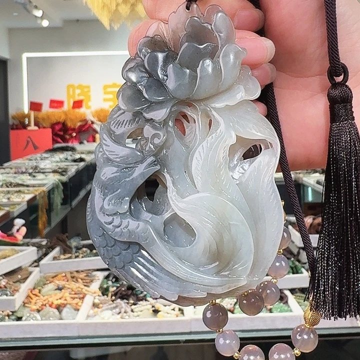 合金蛇纹石玉颈饰
