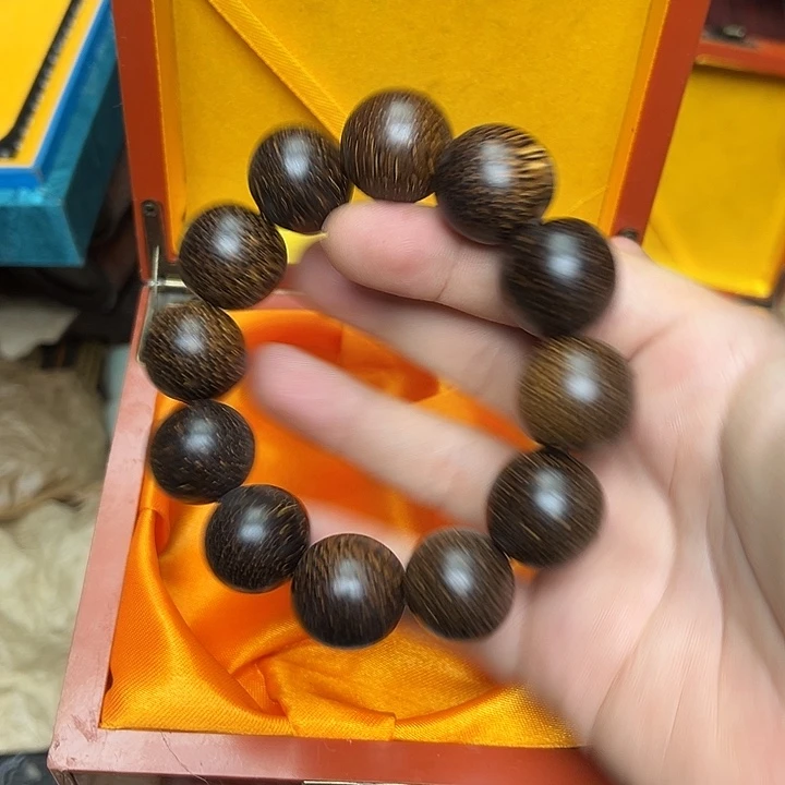 大叶紫檀（黑酸枝木类）