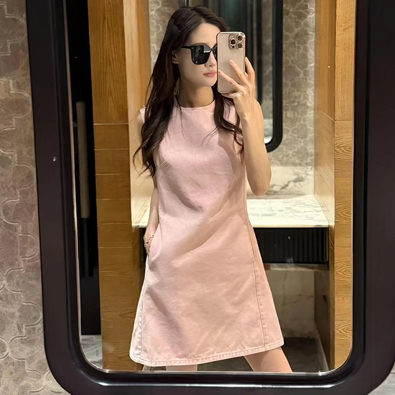 Gee-甜美风圆领褶皱无袖背心连衣裙女2025夏季收腰小个子气质短裙