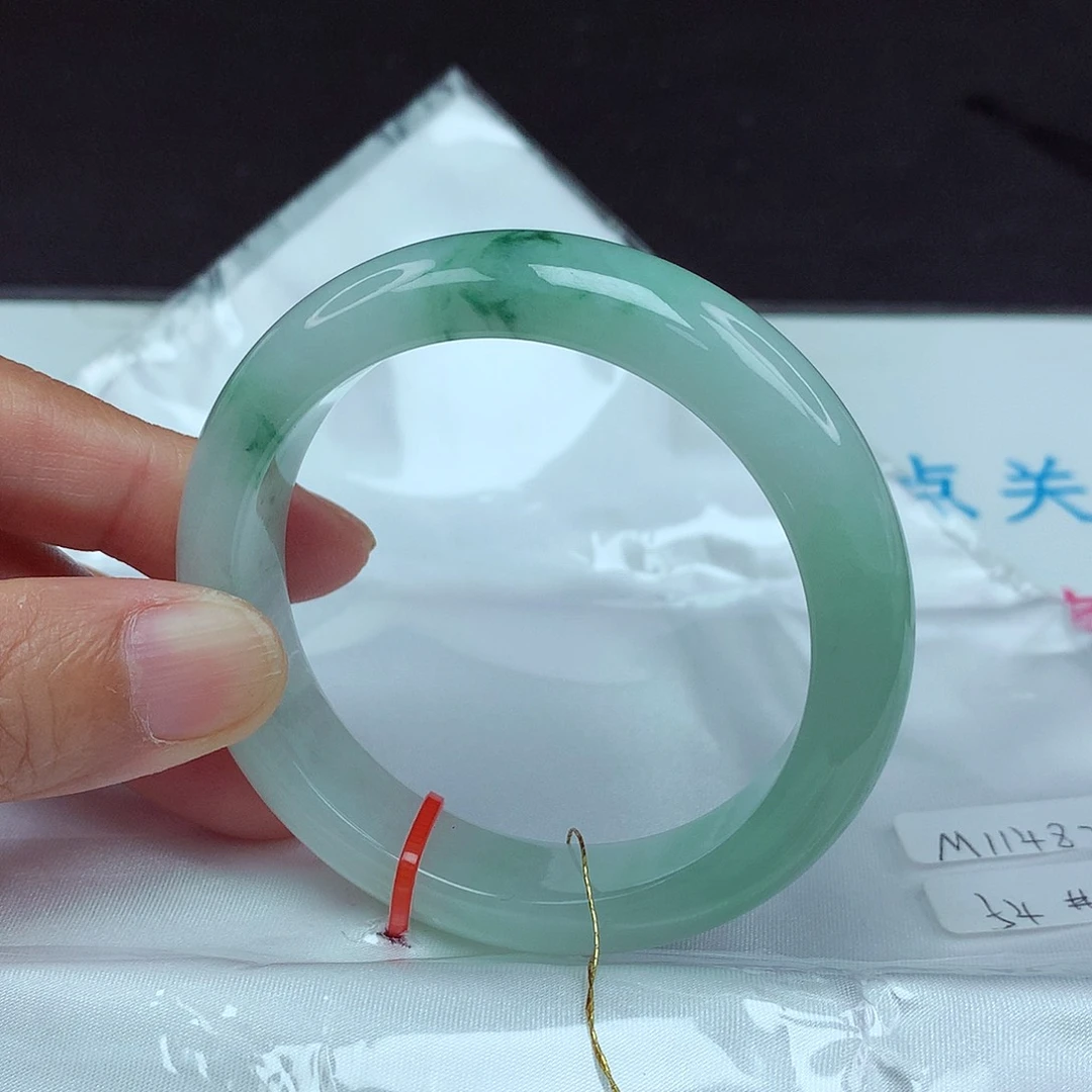 翡翠未镶嵌手镯54圈4828