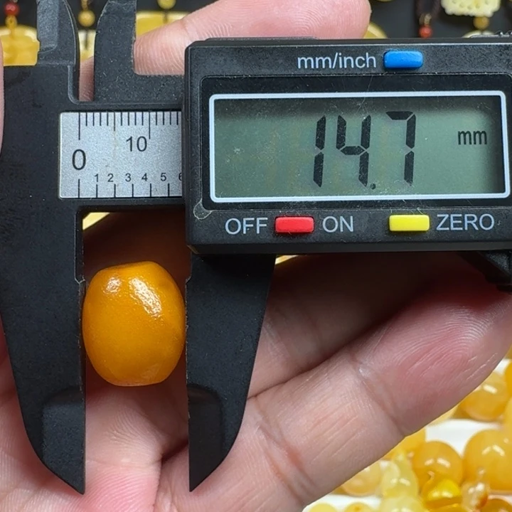 蜜蜡未镶嵌珠宝奇石老蜜