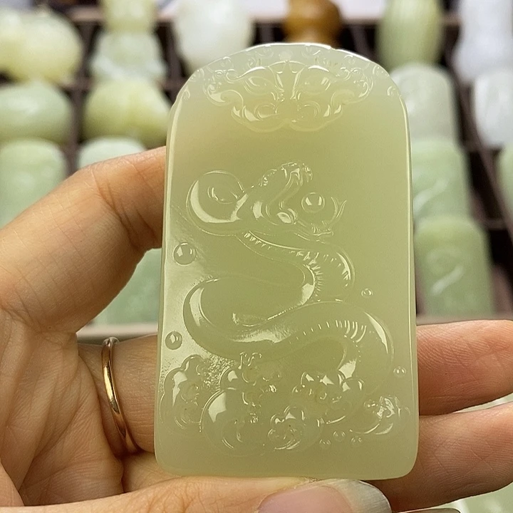 昆仑石双面蛇守护神