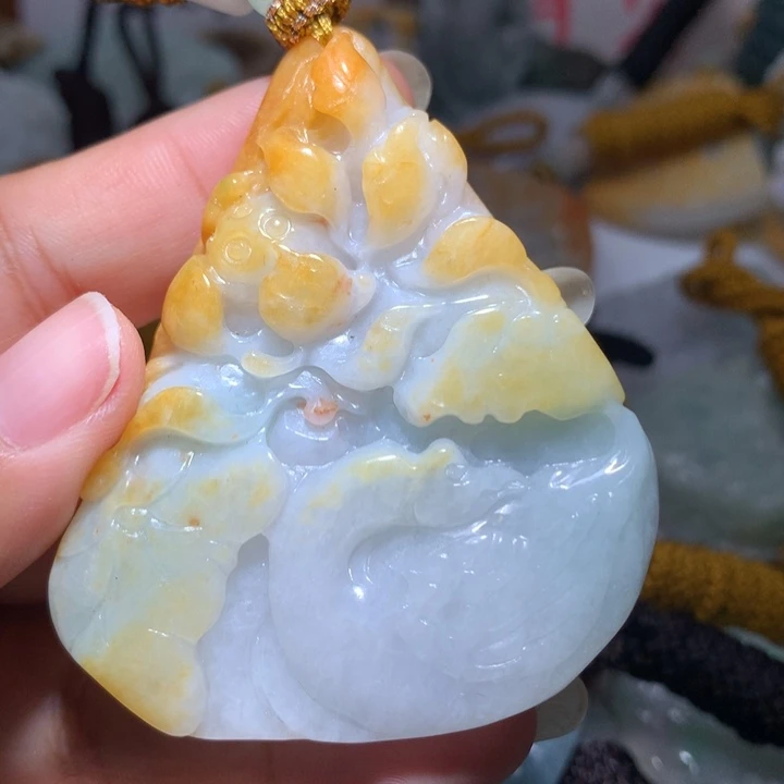 翡翠未镶嵌颈饰保真天然A货翡翠