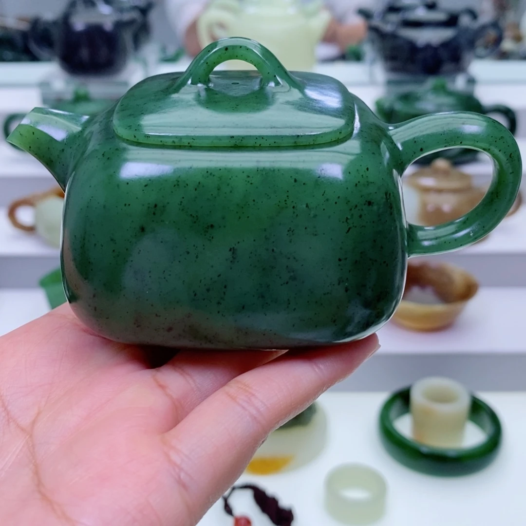 临***院和田玉未镶嵌摆件茶壶
