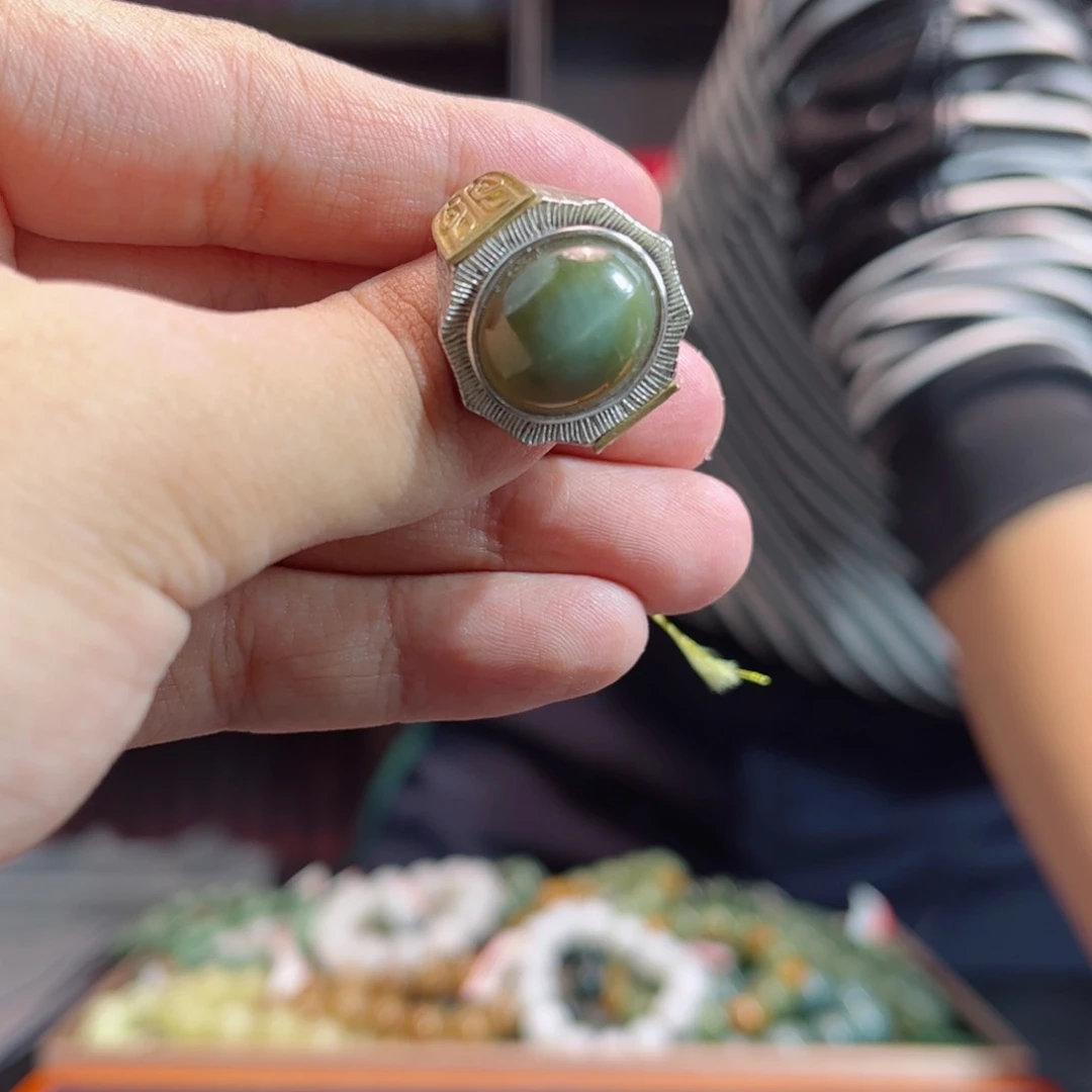 【闪购商品】和田玉戒指合金俄罗斯碧玉