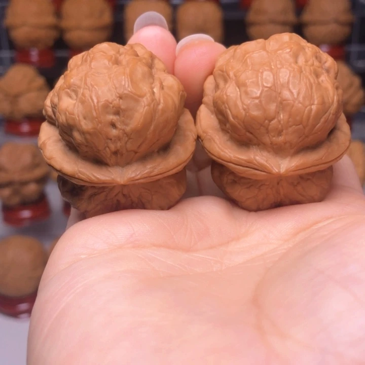 文玩核桃吊坠匿***事40金蟾疙瘩包