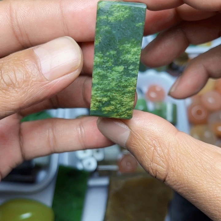 未镶嵌和田玉珠宝奇石