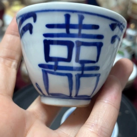 粉彩手把件鼻烟壶