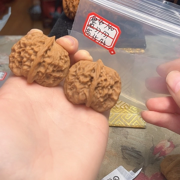 把件文玩核桃非嫁接元宝