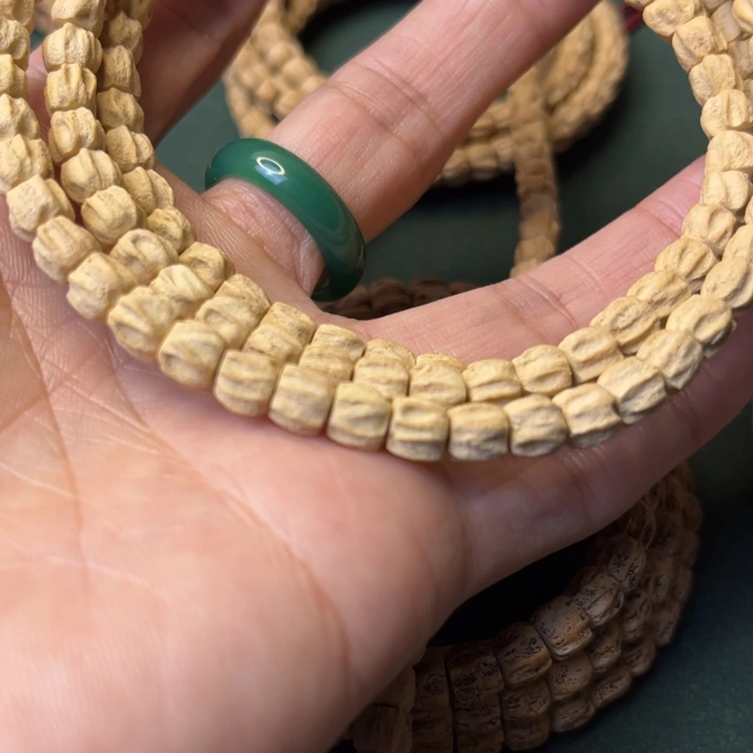 柏香籽/百香籽手串欧*?