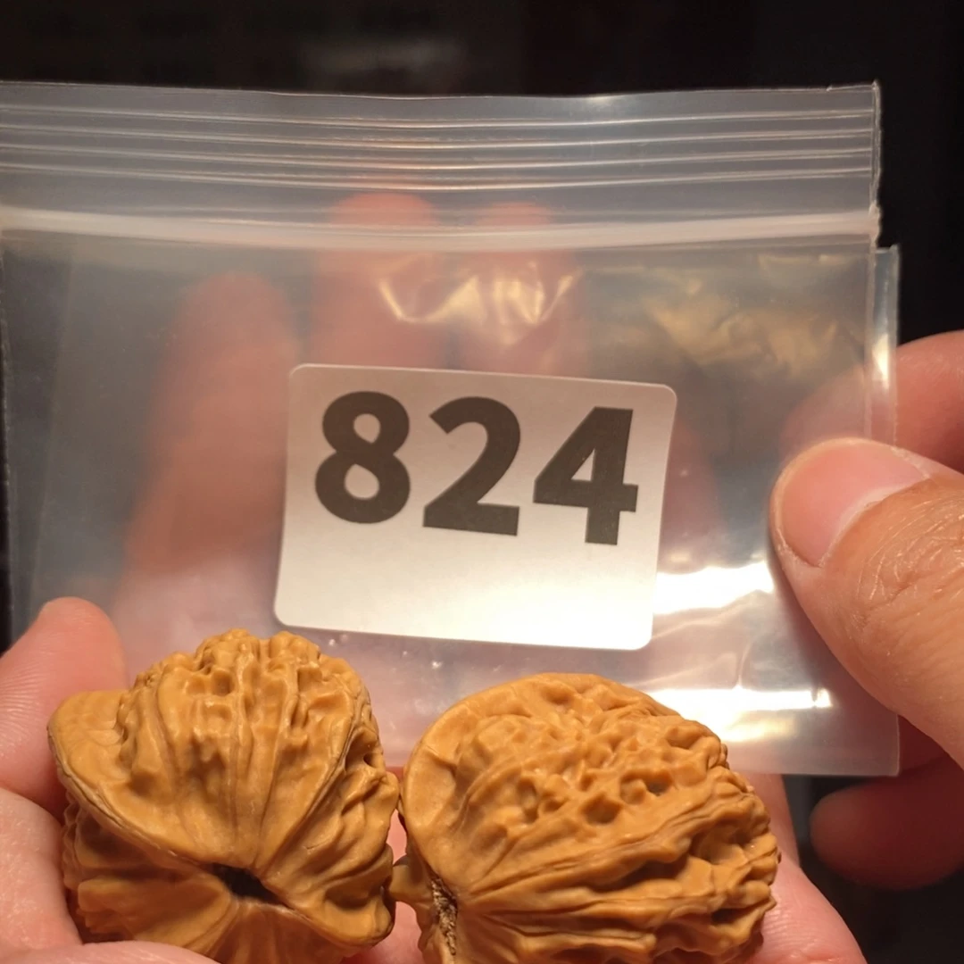 文玩核桃把件远*文玩核桃把件