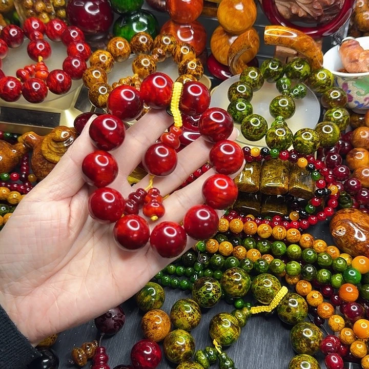 松木琥珀木文玩手串