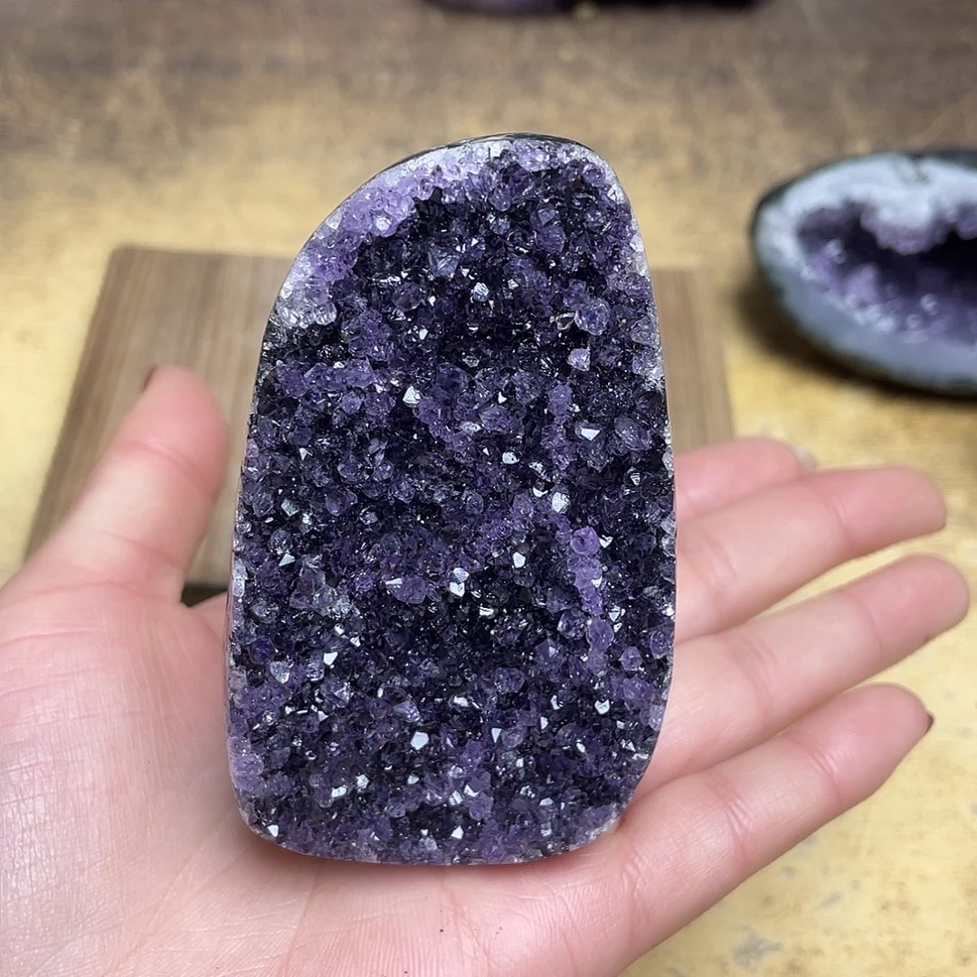 未镶嵌紫晶大型摆件（非配饰）