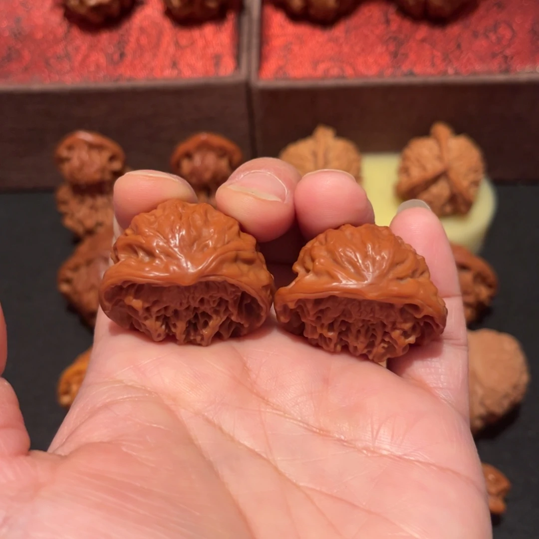 文玩核桃吊坠蛇头聚宝盆