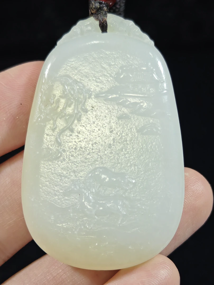 旧藏天然和田玉马到成功玉佩