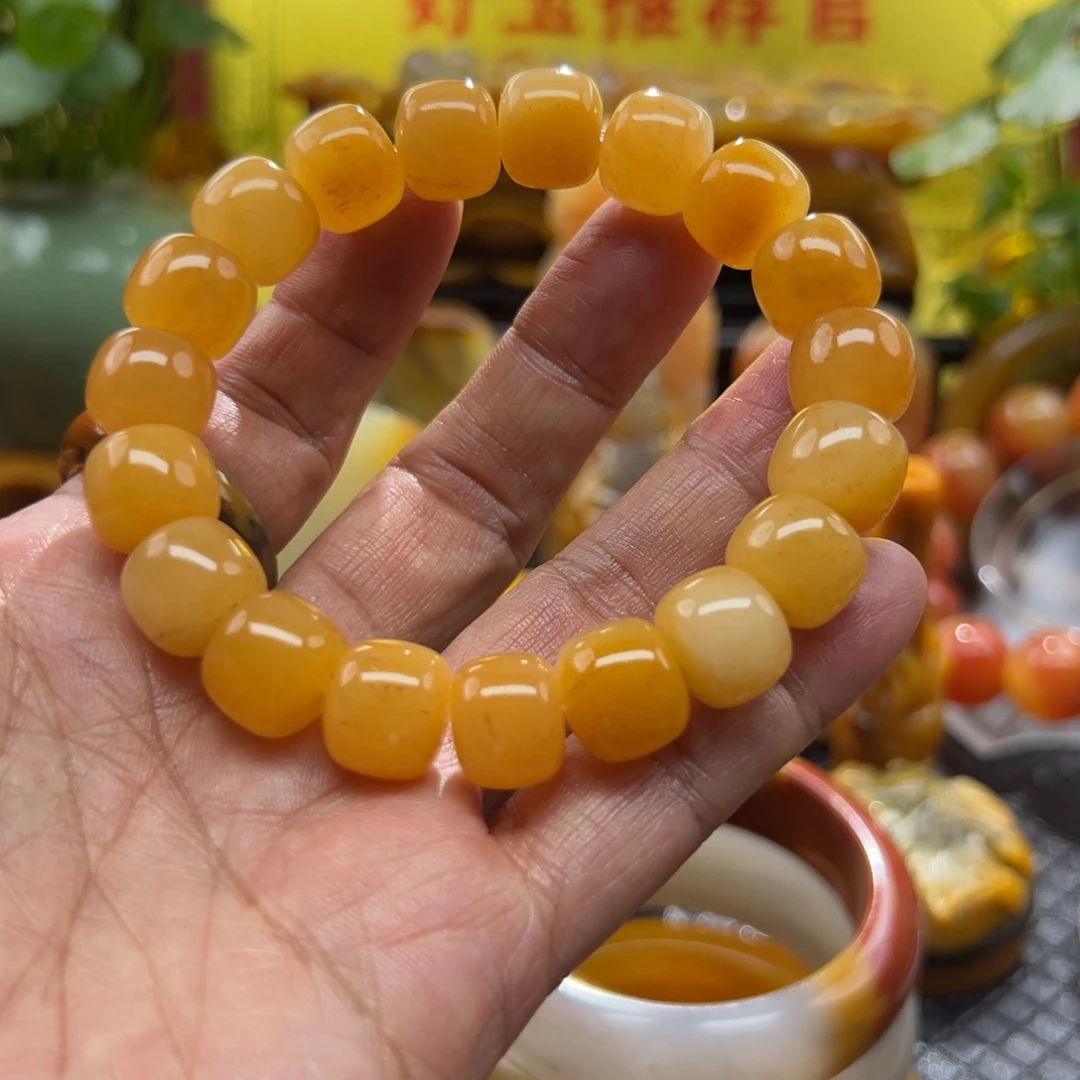 石英质玉未镶嵌颈饰