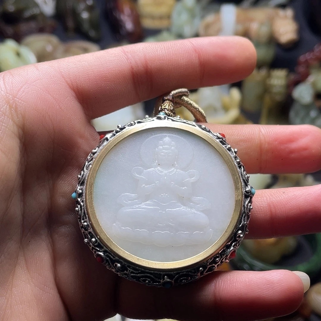 羽****和田玉（糖玉）未镶嵌颈饰