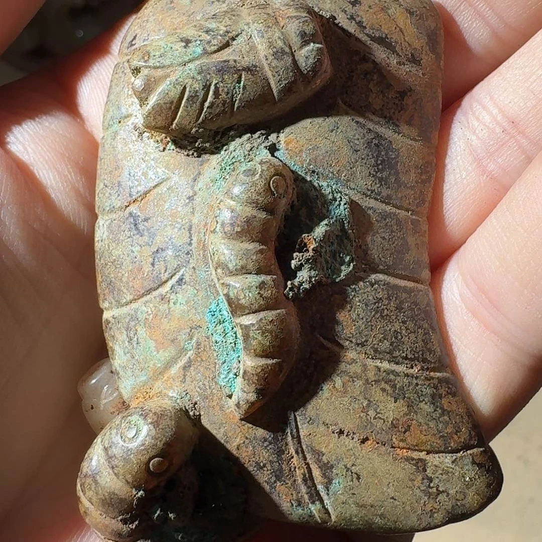 和田玉（糖玉）未镶嵌颈饰科****i