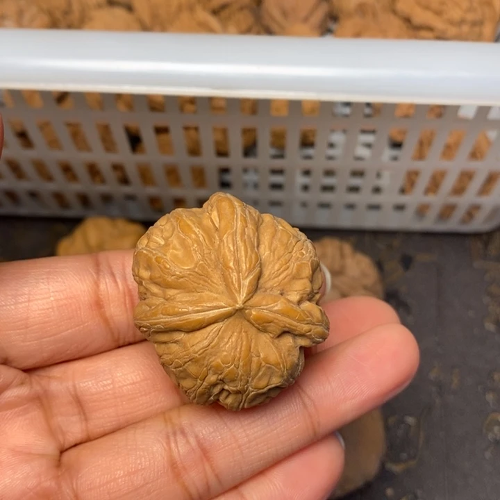 胖***禹文玩核桃吊坠文玩核桃异形