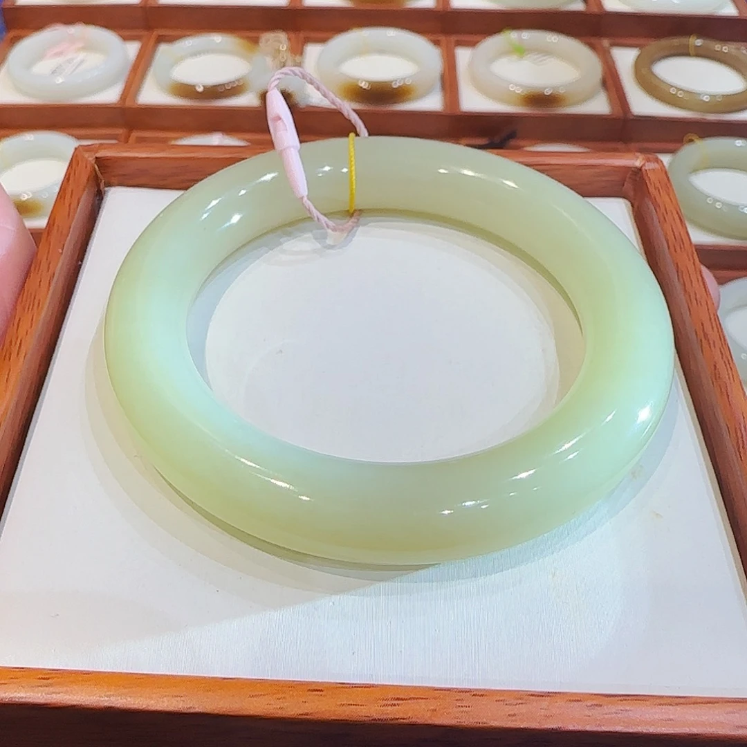 和田玉手镯未镶嵌新疆胖圆黄口54 55 56