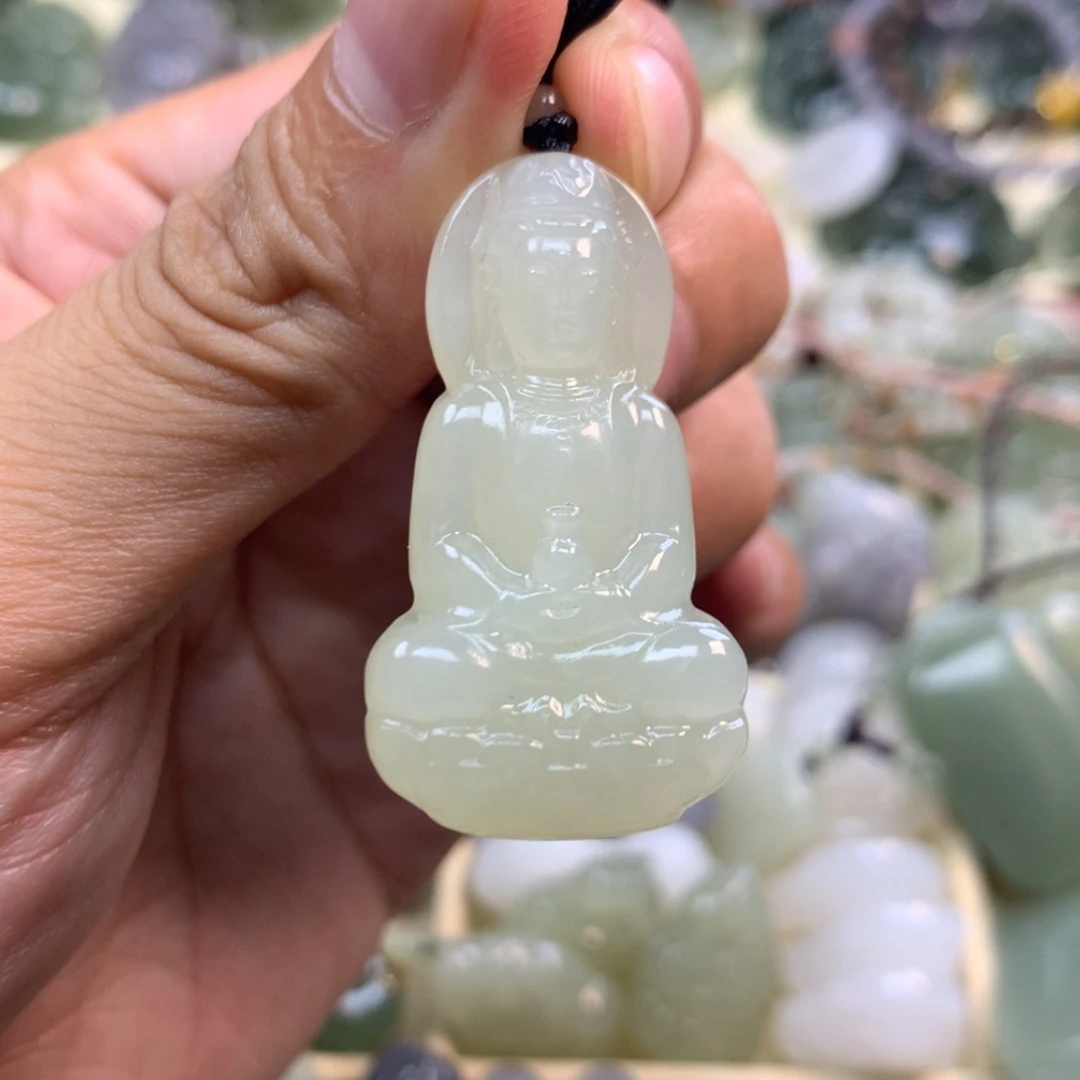 【闪购商品】颈饰未镶嵌和田玉