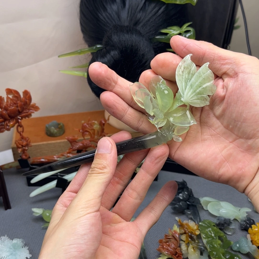 蛇纹石玉未镶嵌发饰