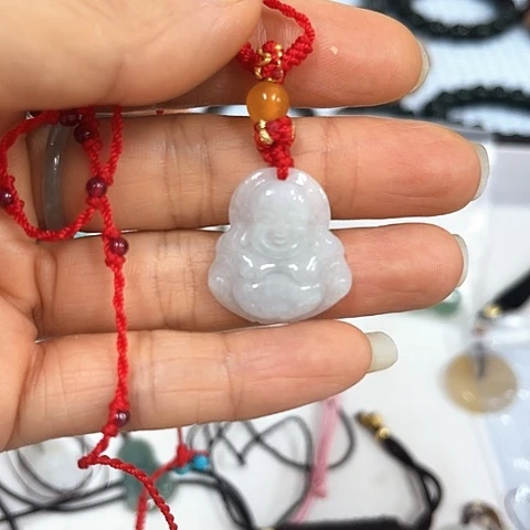 翡翠未镶嵌颈饰挂件